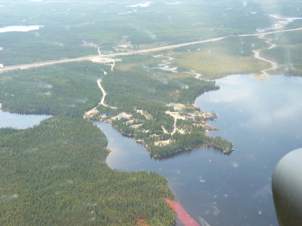 Gite De La Riviere Bed and Breakfast Chibougamau Exterior foto